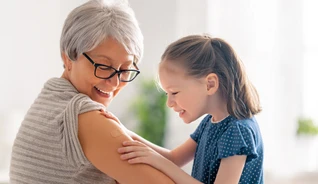 Pakiet szczepień przeciw kleszczowemu zapaleniu mózgu z kwalifikacjami - Dorośli