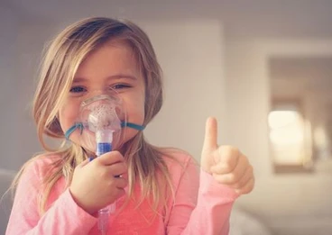 Inhalatory i nebulizatory — do czego służą i jaki sprzęt do inhalacji wybrać?